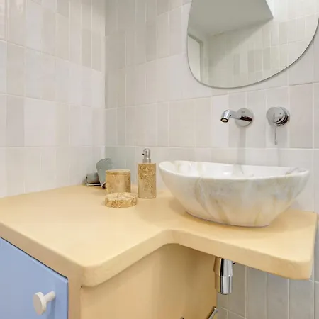 Appartement Bnbnova - Le Marais & Notre-dame Parijs